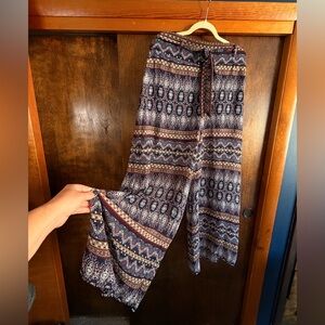 Flowy sheer Navy and Burgundy Patterned Wide-Leg Pants